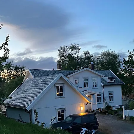 Bo I Historisk Bygning, Kort Vei Til Sentrum Apartmán Trondheim